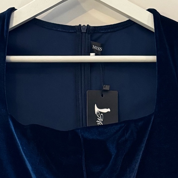 NWT Velvet Deep/Dark Blue Square Neck Bodycon Dress - Picture 6 of 6